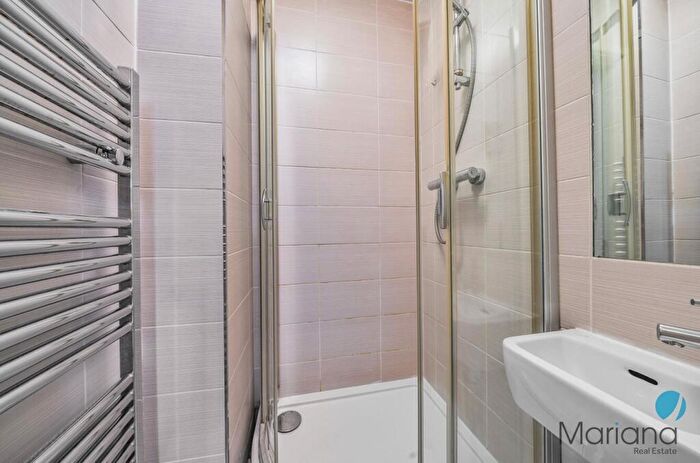 2 Bedroom Flat To Rent In Chatfield House, Marsh Street, Bristol, BS1