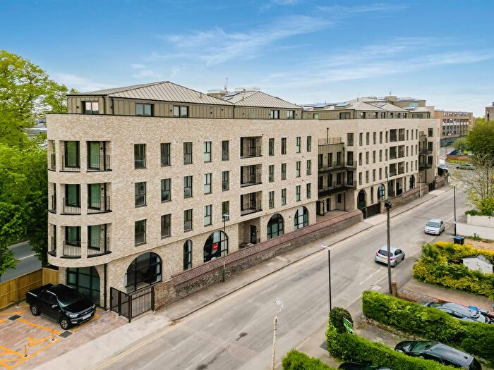 1 Bedroom Flat For Sale In Abbey Wall, Station Road, London, SW19