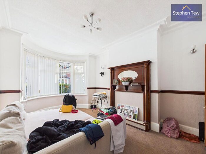 3 Bedroom End Of Terrace House For Sale In Garton Avenue, Blackpool, FY4