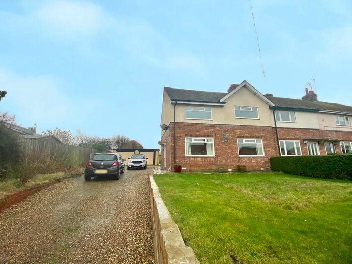 4 Bedroom End Of Terrace House To Rent In Hillcrest Villas, Atwick, Driffield YO25