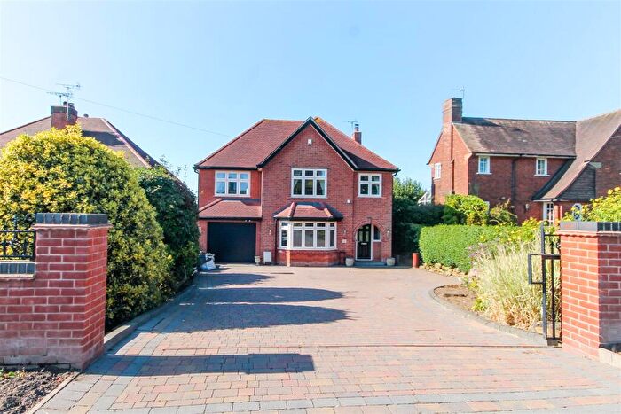 6 Bedroom Detached House For Sale In High Lane East, West Hallam, Derbyshire, DE7