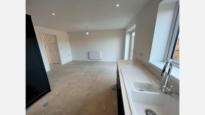 4 Bedroom Detached House For Sale In Off Moor Road, Bestwood Village Nottingham, NG6