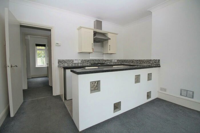 2 Bedroom Apartment For Sale In Old Shoreham Road, Brighton, BN1