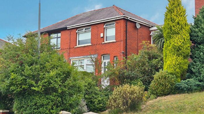 3 Bedroom Semi-detached House For Sale In Upholland Road, Billinge, Wigan, WN5