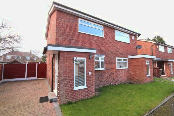 2 Bedroom Semi-Detached House To Rent In Barnley Close Irlam, M44