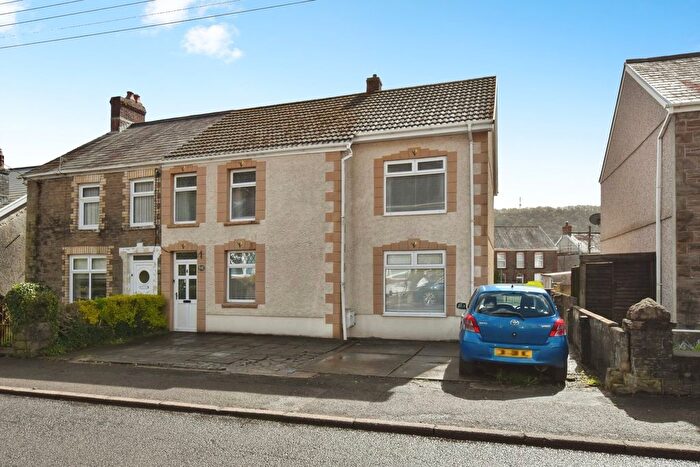 3 Bedroom Semi Detached House For Sale In Brecon Road, Pontardawe, Neath Port Talbot, SA8