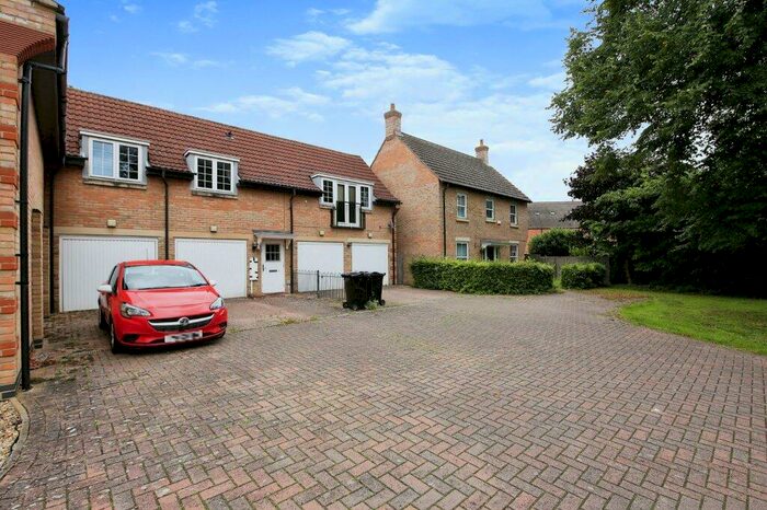 2 Bedroom Apartment To Rent In Finn Close, Bourne, PE10