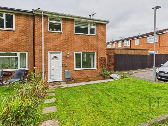 3 Bedroom End Of Terrace House For Sale In Saxon Way, Cotgrave, Nottingham, NG12