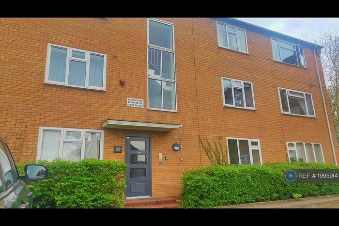 2 Bedroom Flat To Rent In Masters Road, Leamington Spa, CV31
