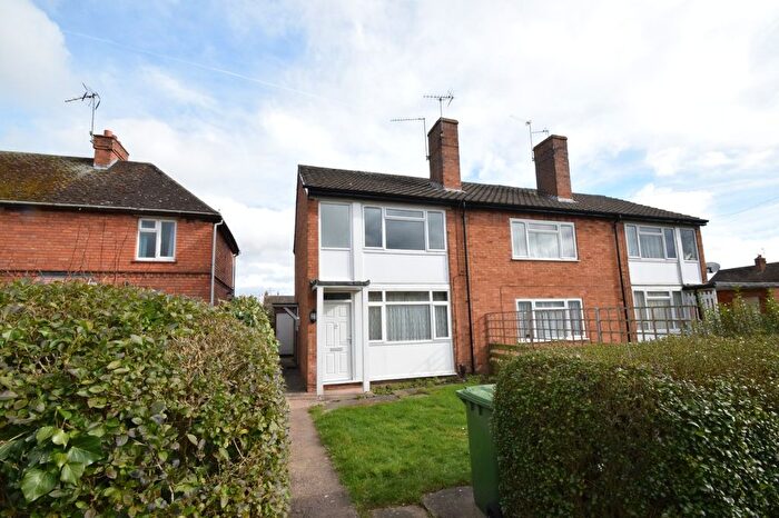 1 Bedroom Flat To Rent In Greys Road, Studley, Warwickshire, B80