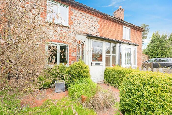 2 Bedroom Cottage For Sale In Great Yard, Saxthorpe, Norwich, NR11