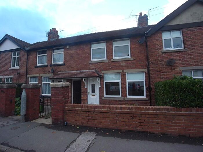 2 Bedroom House To Rent In Newton Gardens, Ripon, North Yorkshire, Uk, HG4