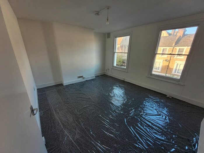 Studio To Rent In St. Stephens Grove, London, SE13
