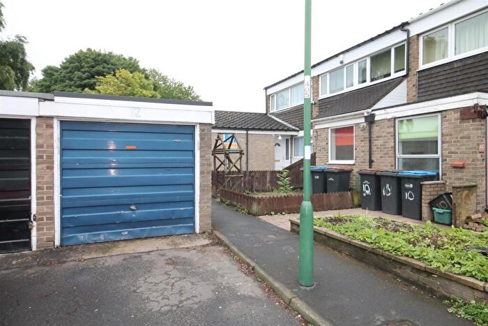 3 Bedroom End Of Terrace House To Rent In Thrush Cross Place, Gilesgate, DH1