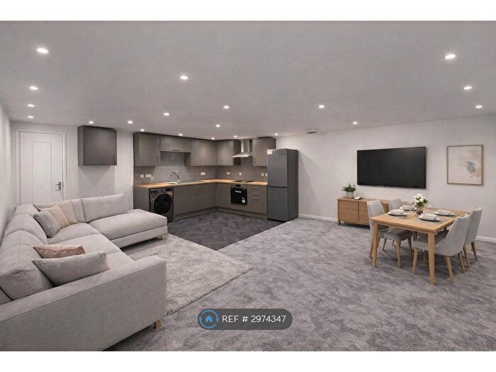 3 Bedroom Flat To Rent In Avenue Road, Herne Bay, CT6