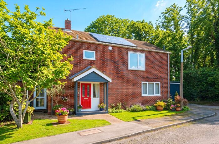 4 Bedroom Detached House To Rent In Highfield, Harlow, Essex, CM18
