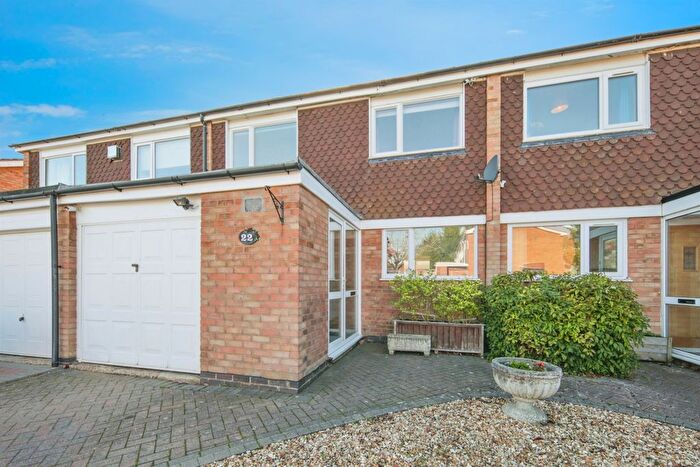 3 Bedroom Terraced House For Sale In Arden Close, Balsall Common, Coventry, CV7