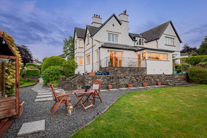 2 Bedroom Apartment For Sale In No. Lynstead, Thornbarrow Road, Windermere, LA23