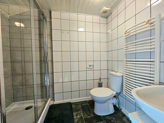 1 Bedroom Flat To Rent In Meeching Road, Newhaven, BN9