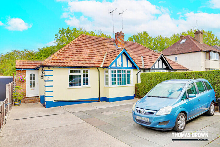 2 Bedroom Semi-Detached Bungalow For Sale In Sevenoaks Way, Orpington, BR5