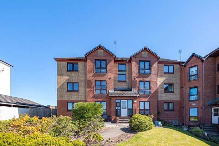 2 Bedroom Flat For Sale In Knightswood Court, Knightswood, Glasgow, G13