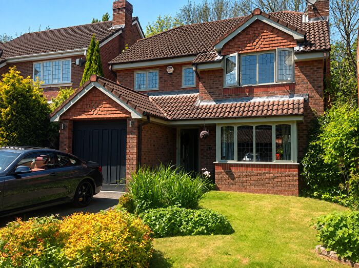 4 Bedroom Detached House To Rent In Waveney Drive, Wilmslow, SK9