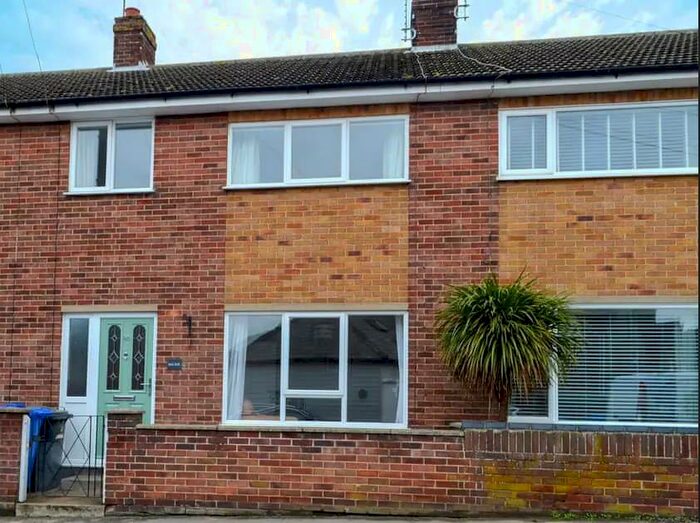 3 Bedroom Terraced House To Rent In Morton Road, Lowestoft, NR33