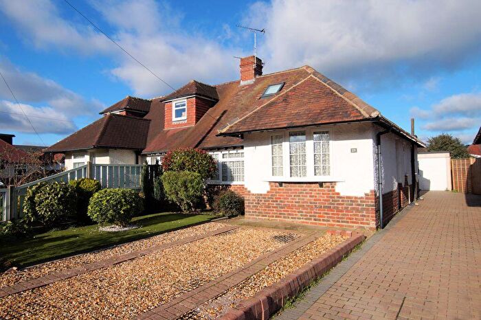 3 Bedroom Semi-Detached Bungalow For Sale In Frobisher Grove, Portchester, PO16