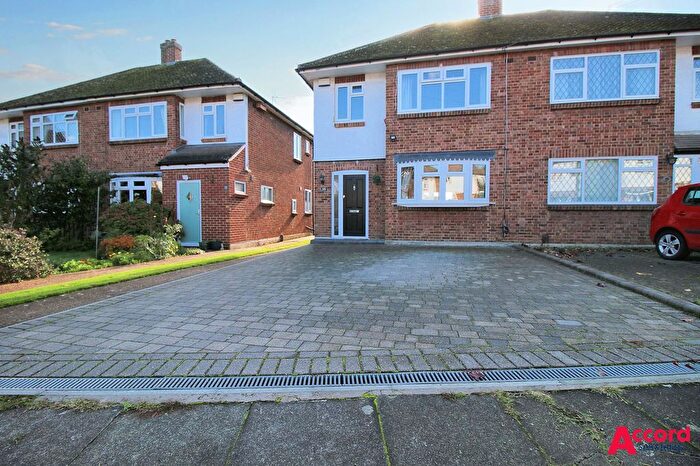 3 Bedroom Semi-Detached House To Rent In Peterborough Avenue, Upminster, RM14