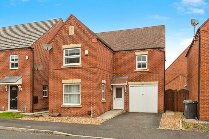 3 Bedroom Detached House For Sale In Great Park Drive, Leyland, Lancashire, PR25