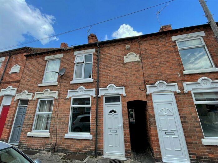 3 Bedroom House Of Multiple Occupation To Rent In Paget Street, Loughborough - Inc Bills Option, LE11