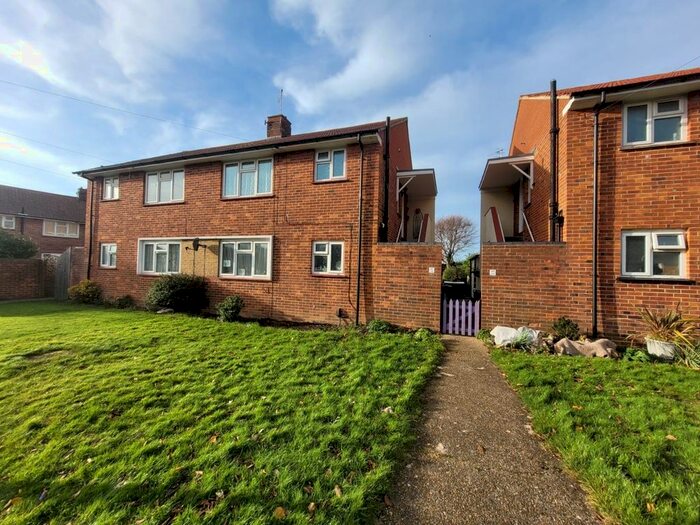 1 Bedroom Flat To Rent In Wilmott Close, Gosport, PO12