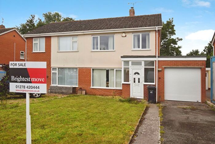 3 Bedroom Semi Detached House For Sale In Ladymead Close, Bridgwater, TA6