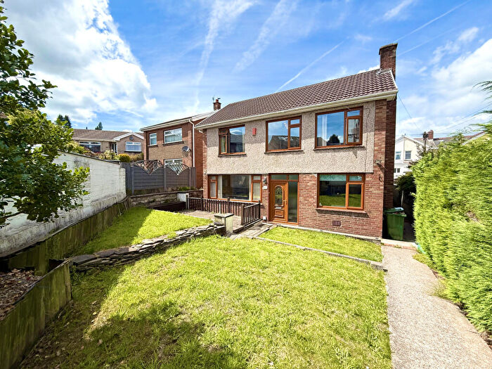 3 Bedroom Detached House For Sale In Ash Grove, Trecynon, Aberdare, Rhondda Cynon Taf, CF44