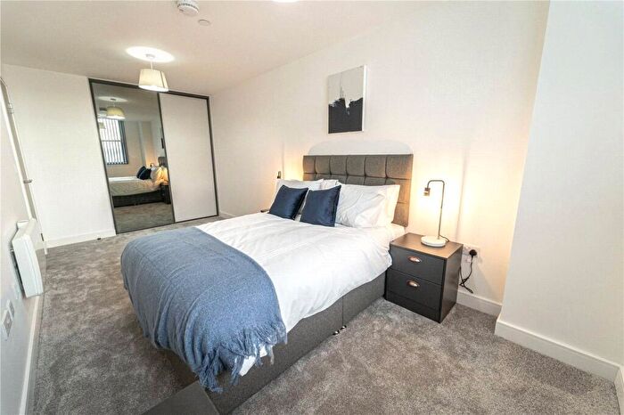 1 Bedroom Apartment To Rent In New Eton House, Bath Road, Slough, Berkshire, SL1