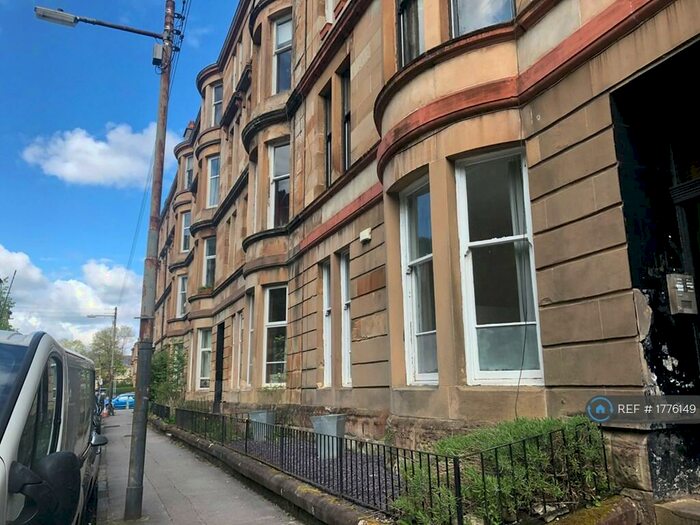 3 Bedroom Flat To Rent In Barrington Drive, Glasgow, G4
