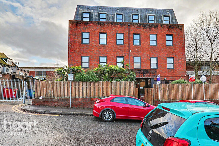 2 Bedroom Apartment For Sale In Cavendish Avenue, Harrow, HA1
