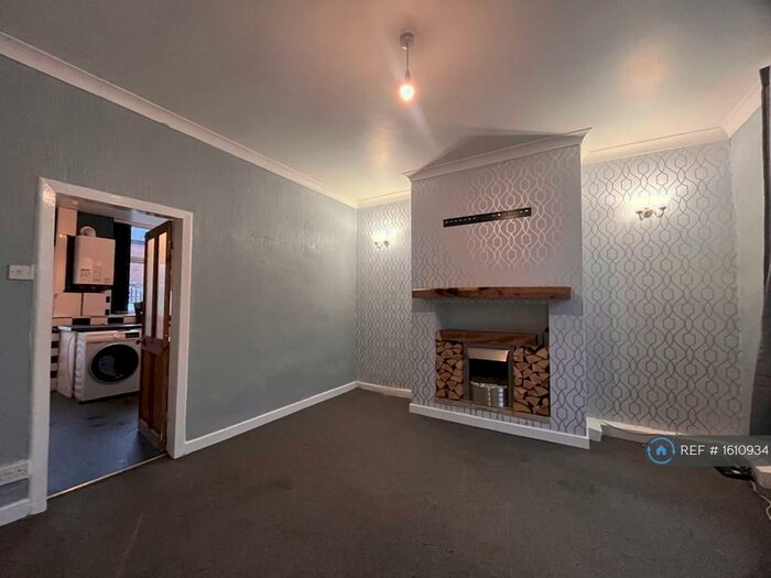 2 Bedroom Terraced House To Rent In Osborne Road, Denton, Manchester, M34