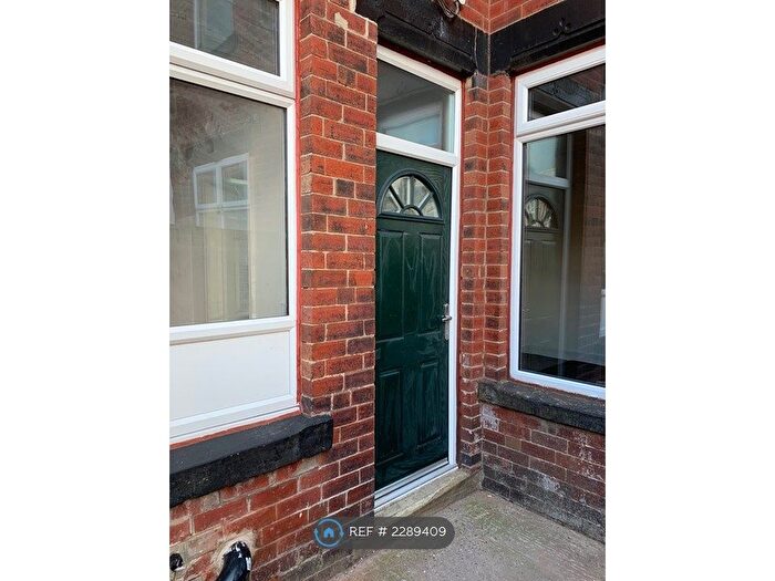 1 Bedroom Flat To Rent In Armley, Leeds, LS12