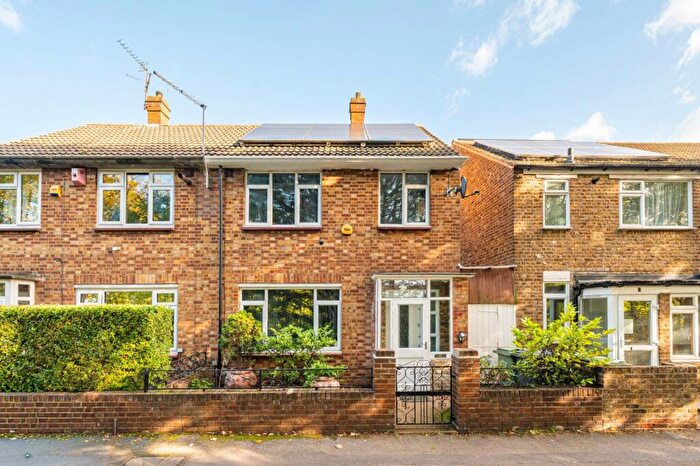 3 Bedroom Terraced House For Sale In Holly Hedge Terrace, Hither Green, London, SE13