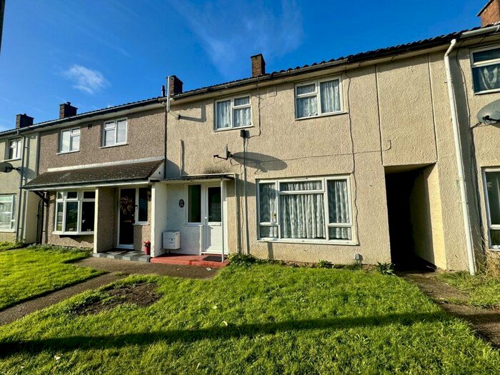 2 Bedroom Property To Rent In Vicarage Wood, Harlow, Essex, CM20