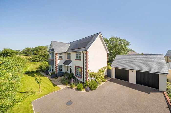 4 Bedroom Detached House For Sale In Bramblefield Road, Wedmore, BS28