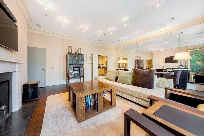 2 Bedroom Flat To Rent In Stanhope Gardens, Kensington, London, SW7