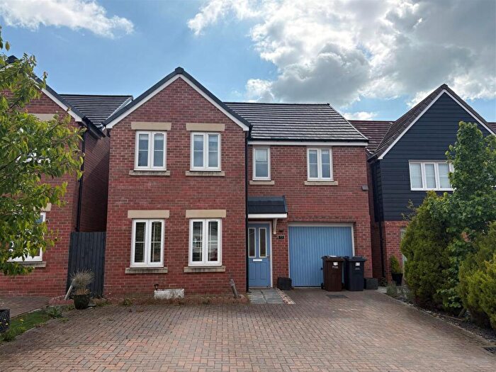 4 Bedroom Detached House To Rent In Saddle Way, Andover, SP11