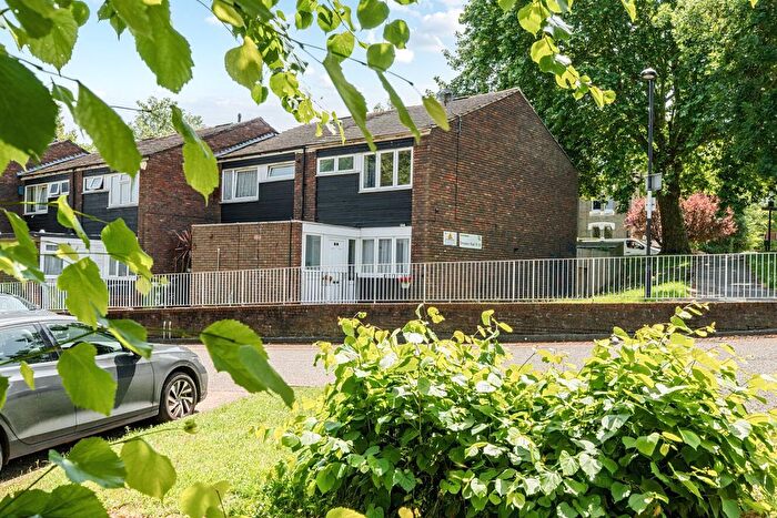 3 Bedroom End Of Terrace House To Rent In Ormanton Road, Sydenham, SE26
