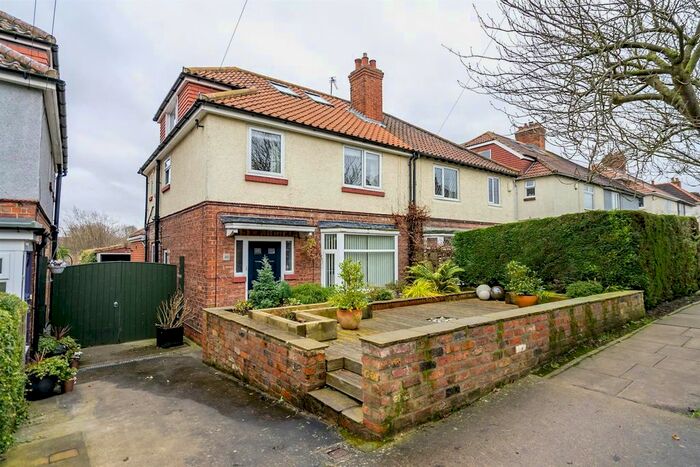 3 Bedroom Semi-Detached House To Rent In 40 Kilburn Road, Off Fulford Road, York YO10