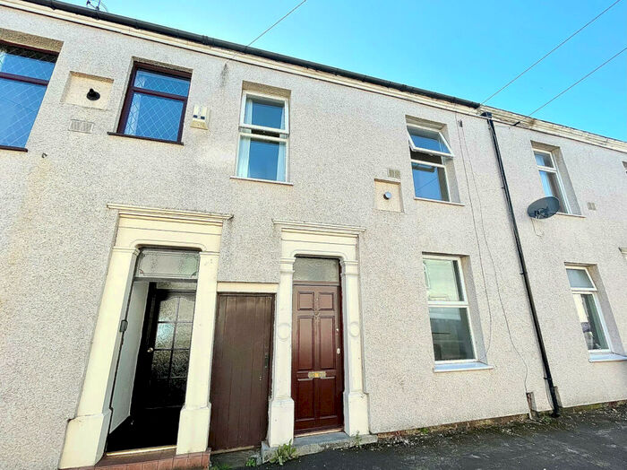 3 Bedroom Terraced House For Sale In Calverley Street, Preston, PR1