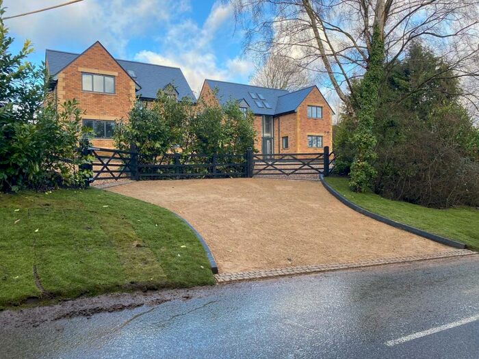 4 Bedroom Detached House For Sale In Woodside House, Woodperry, Beckley, OX33