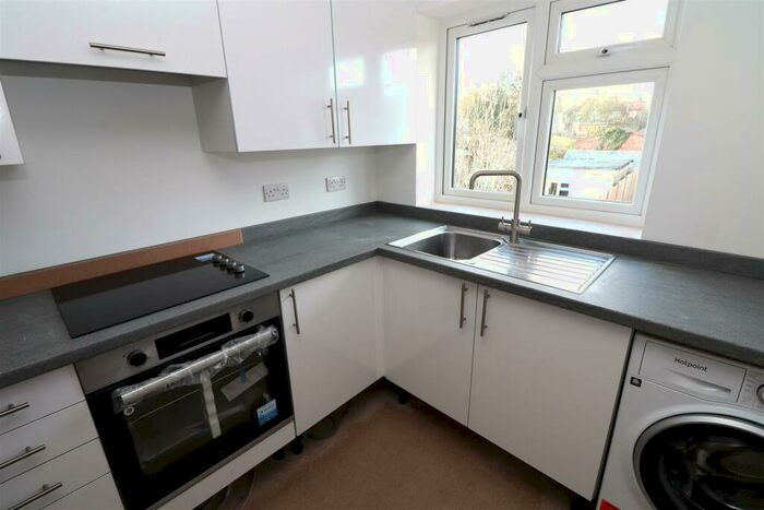 Flat To Rent In Warham Road, Harrow, HA3