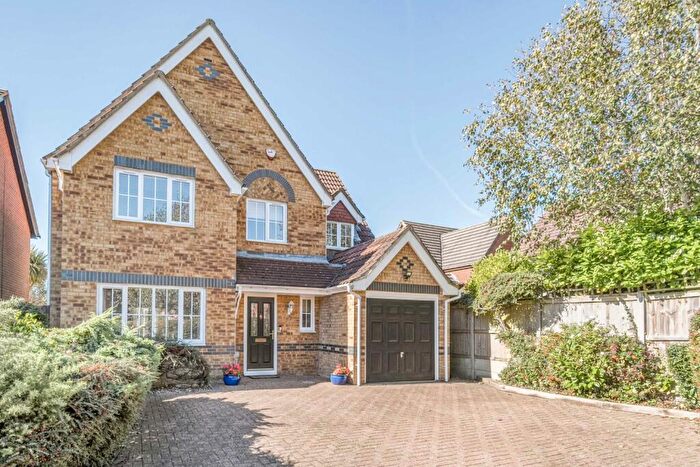 5 Bedroom Detached House For Sale In Demozay Close, Hawkinge, CT18
